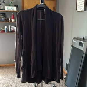 Athleta pranayama wrap